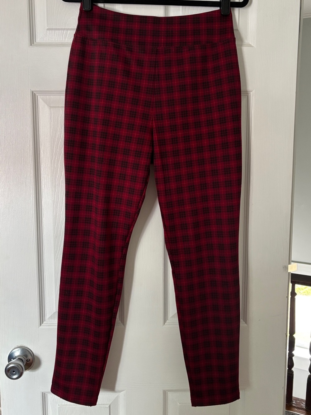 GAP Red and Black Plaid Skinny Pants